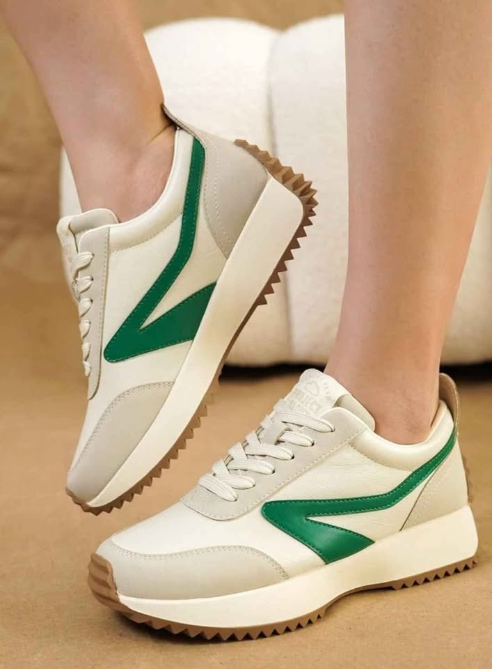 Women's sneakers #6.5 memory foam insole and lightweight - photo 2