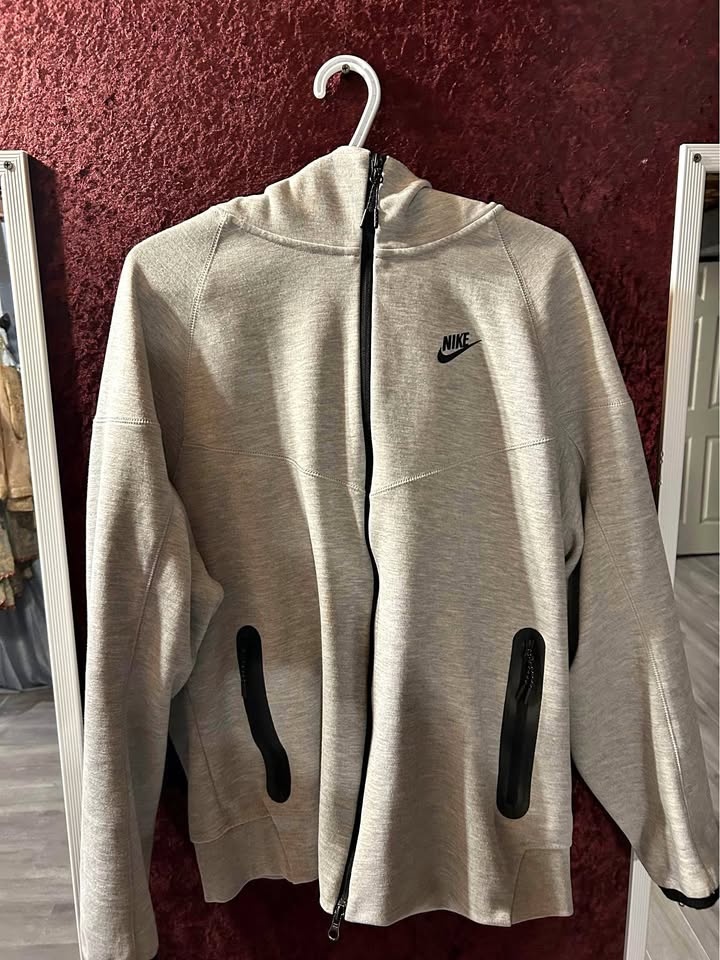 Grey Nike Tech Fleece Hoodie XL