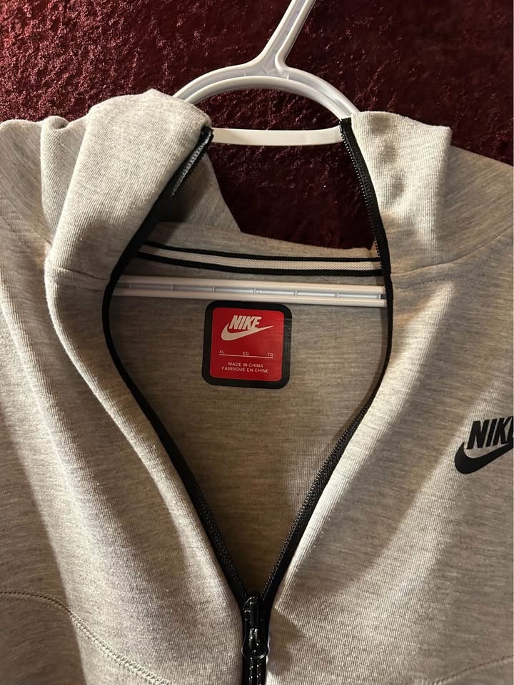 Grey Nike Tech Fleece Hoodie XL - photo 3