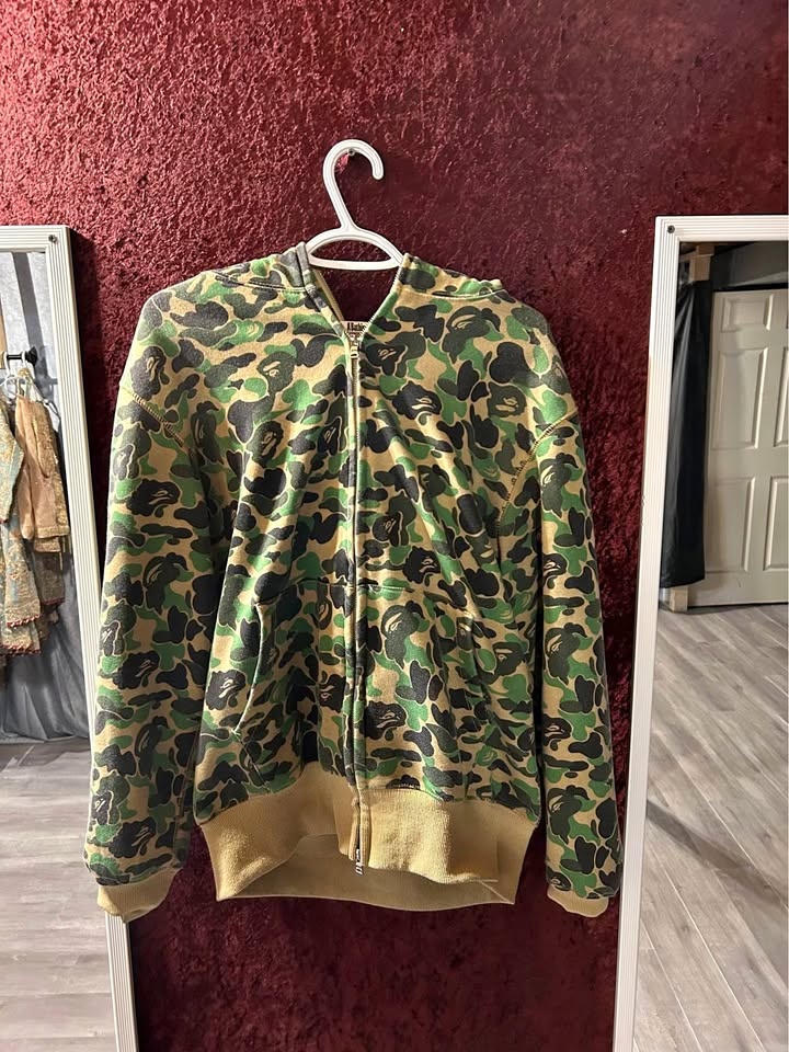 Bape Shark Hoodie Green Camo Size M