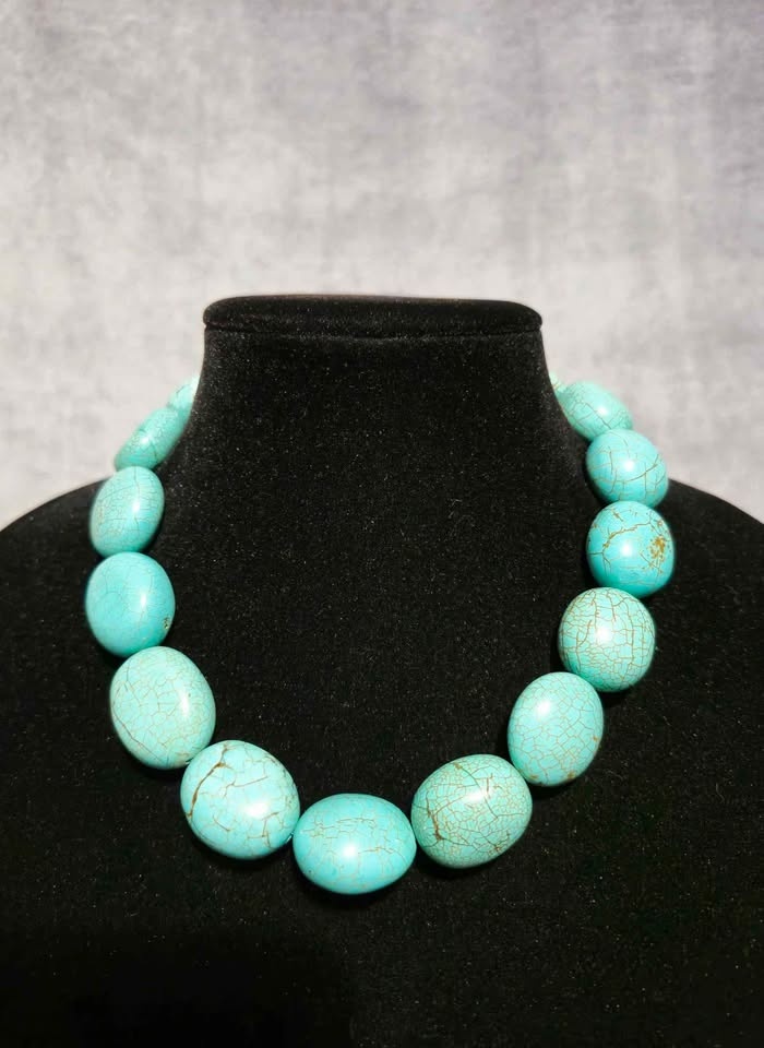Large and beautiful Turqoise Necklace : )  $100 - photo 3