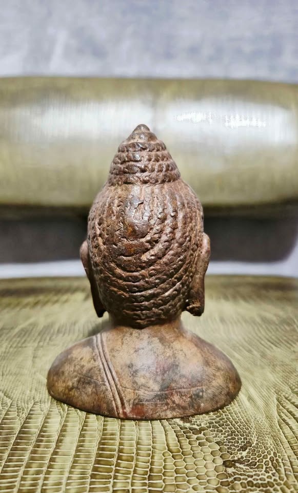 Old Buddhist Head $40 - photo 3