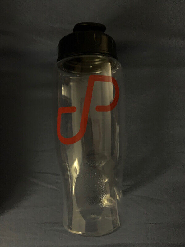 BPA-Free Water Bottle (Brand New) 🥕