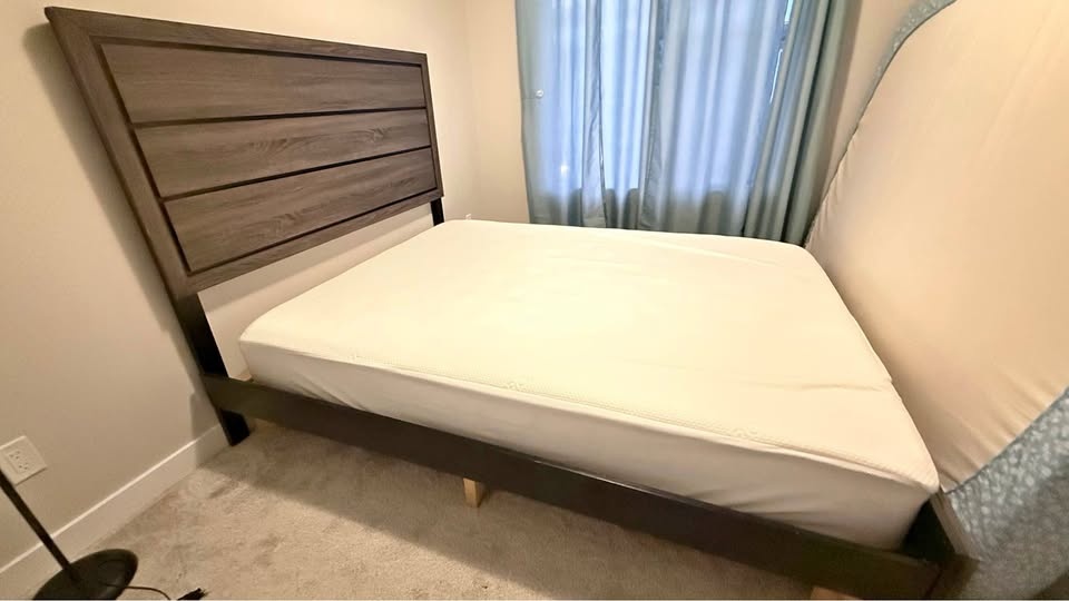 Bed frame and Mattress - Queen size