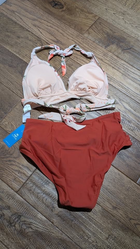 CUPSHE (M) Spring Breath Halter Bikini Set - photo 5