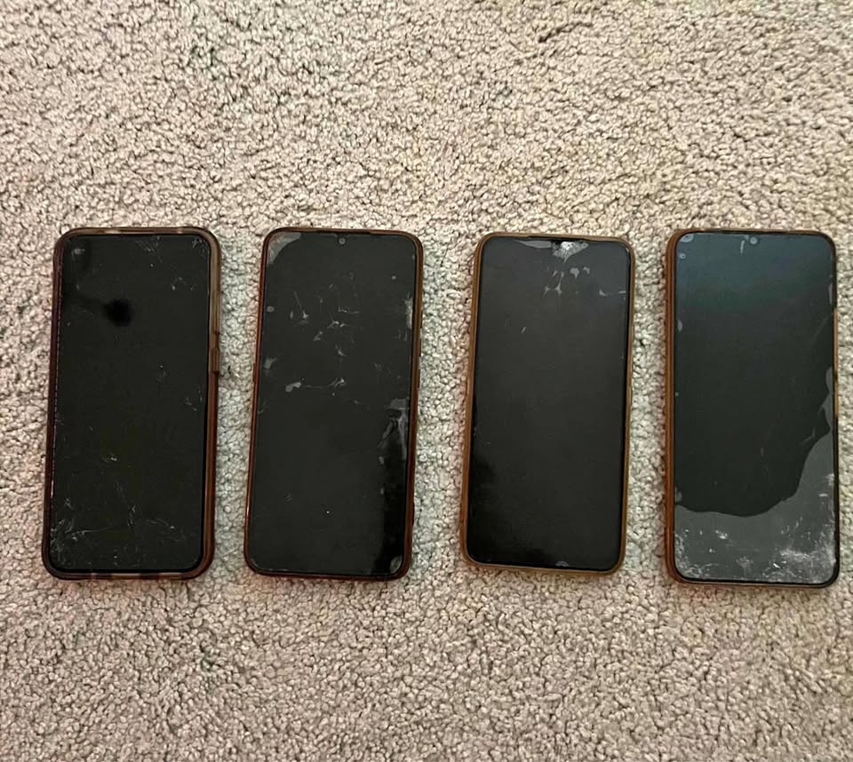 Broken phones for Parts