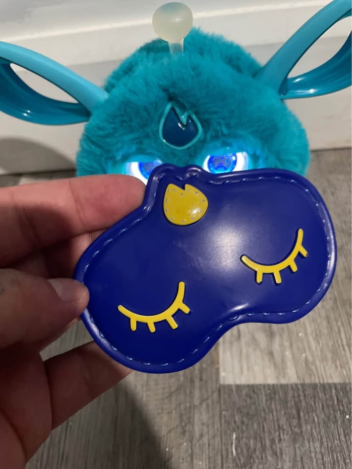 Blue furby! - photo 3