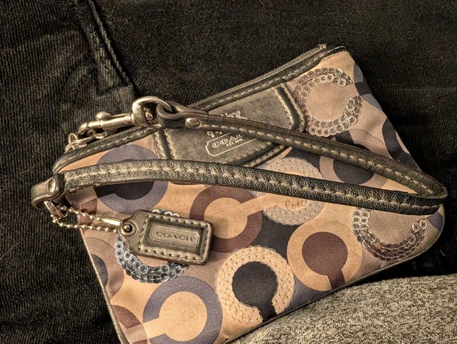 Coach Wristlet - photo 2