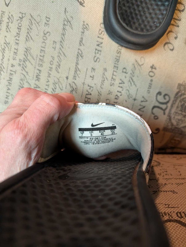 Nike Slides - photo 3