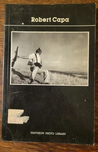 Robert Capa Pantheon Photo Library Vintage 1989 Paperback