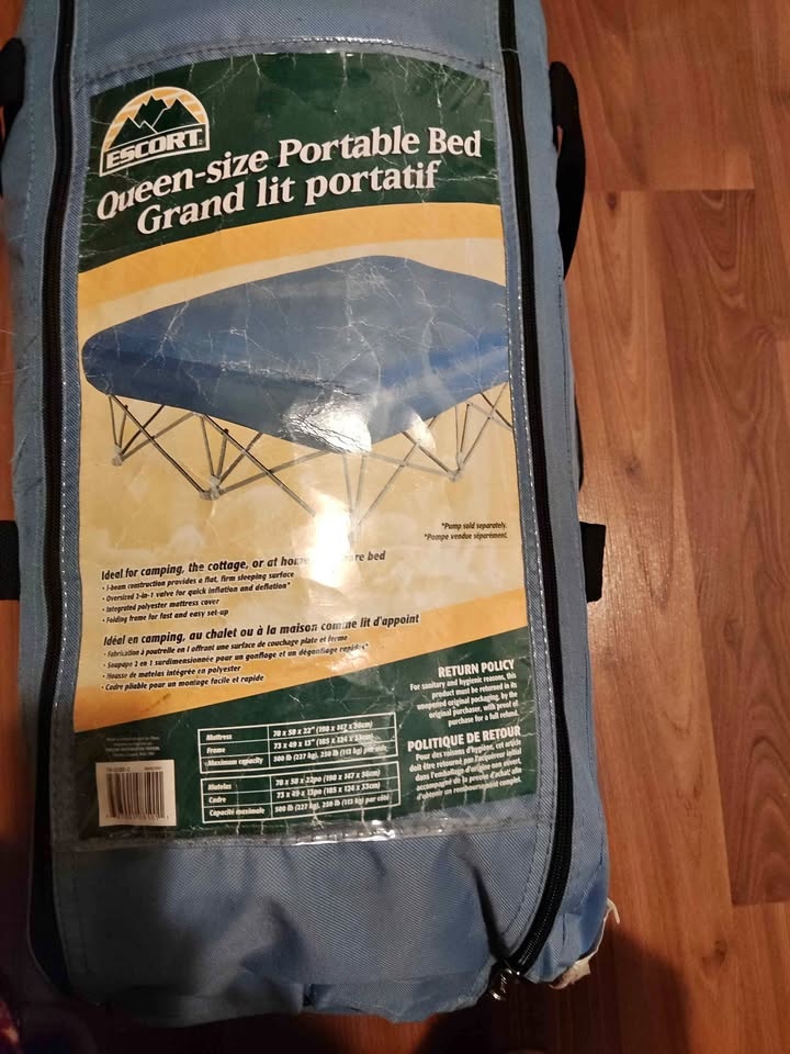 Queen size folding portable bad