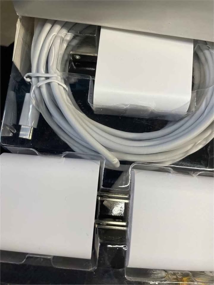 Apple MFi USB-C Fast Charger 3Pack with Cables - photo 3