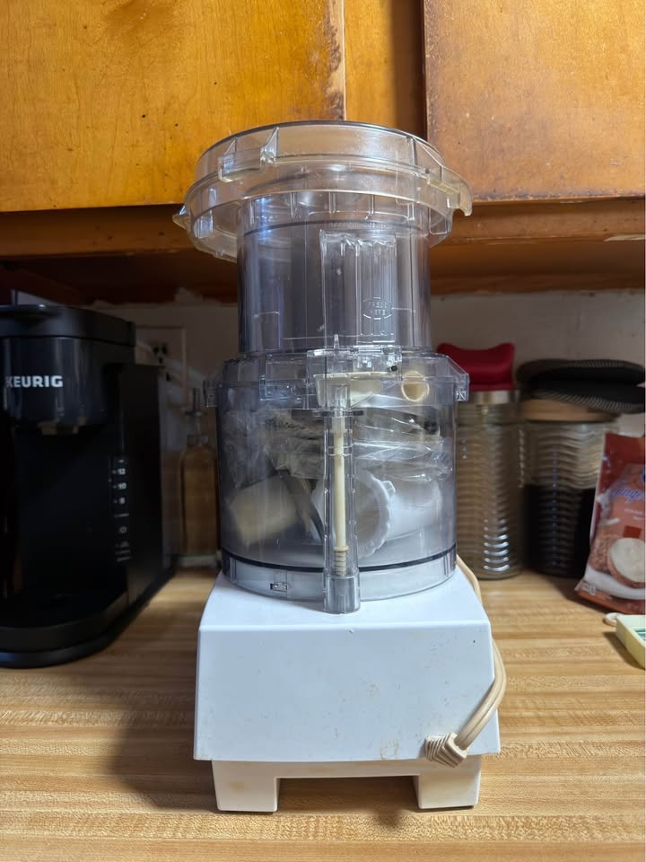 Cuisinart Food Processor - photo 3