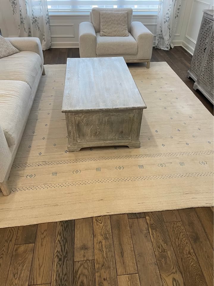 Solid Wood Quality Lift Top Coffee Table 50”wx28”dx18”h - photo 2