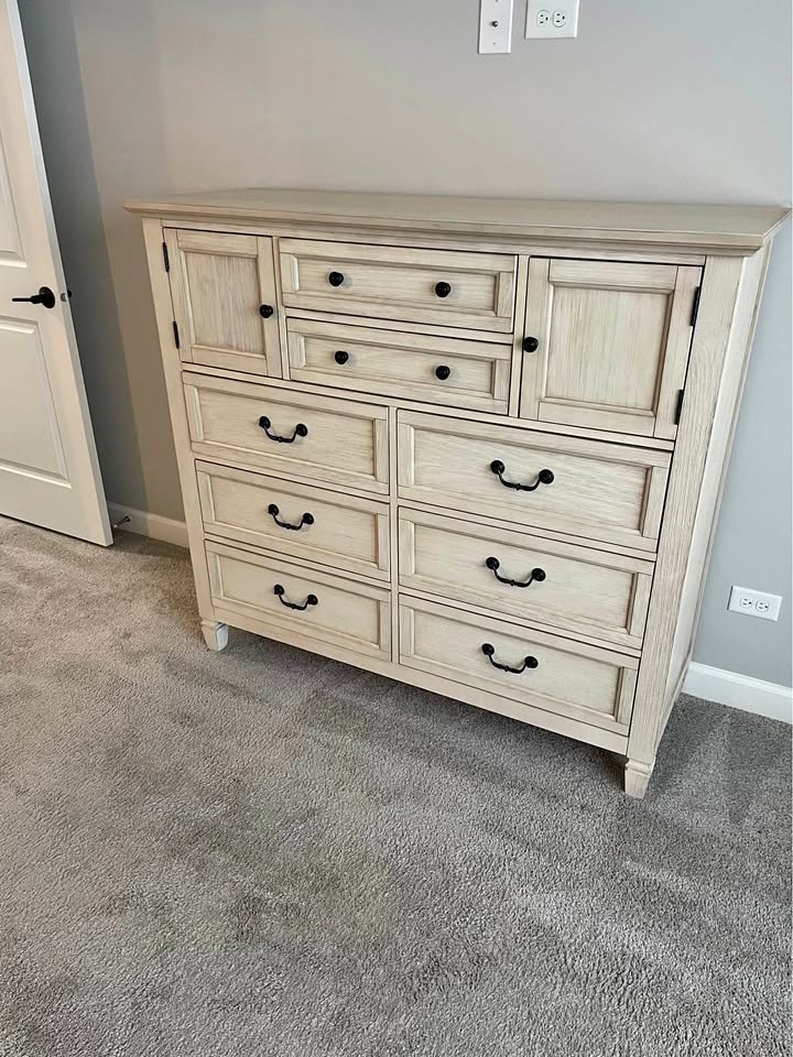 3-Piece Quality Willow Dresser and 2 Nightstands