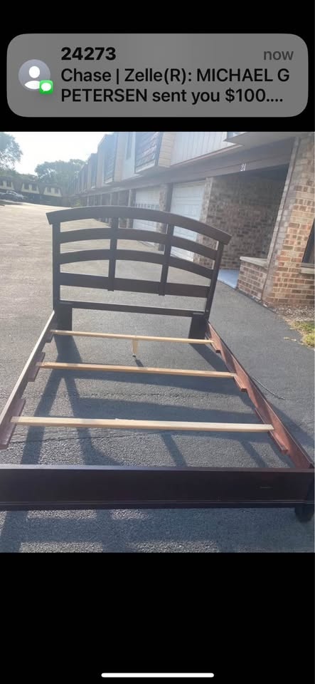 Solid Dark Wood Queen Bed Frame - photo 3