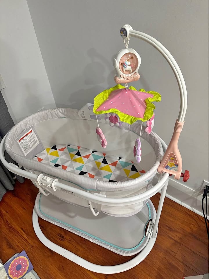 Fisher price basinet