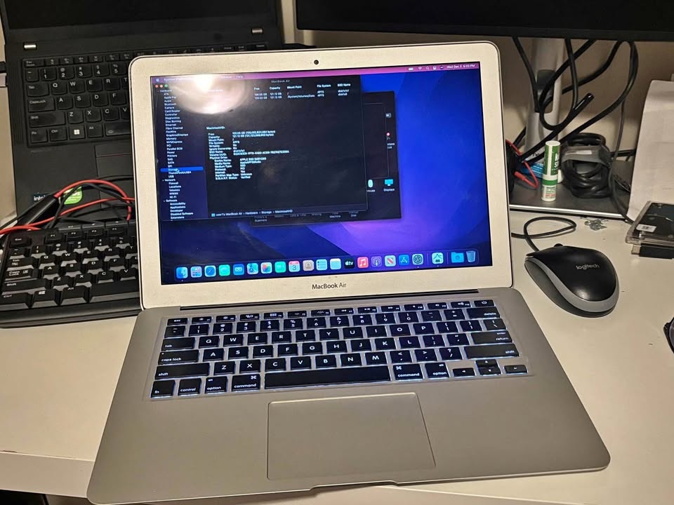 MacBook Air 13', 128GB, 4GB RAM