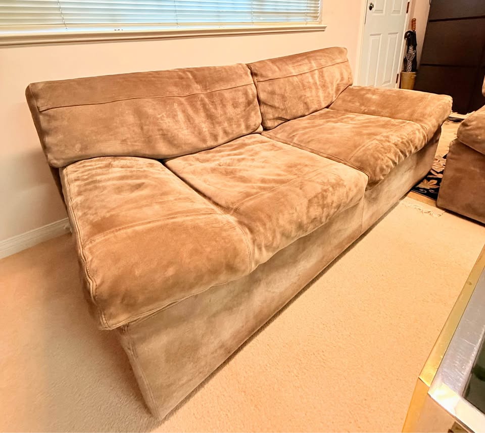 Real suede leather couch and loveseat - photo 4