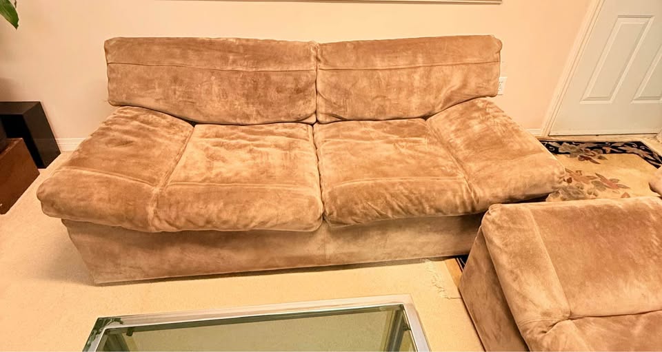 Real suede leather couch and loveseat - photo 5