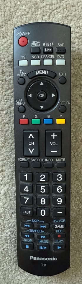 PANASONIC VIERA 37" LCD TV - photo 2