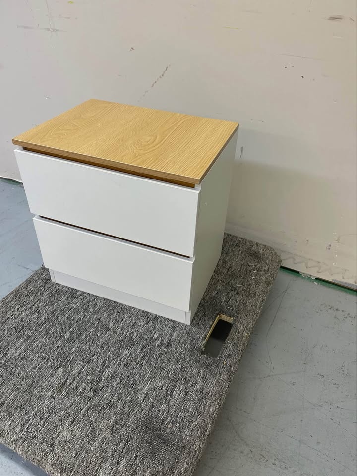 Nightstands, 4 Drawer Cabinets, Wardrobe Cabinets, $0-$75 - photo 2