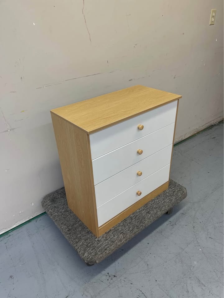 Nightstands, 4 Drawer Cabinets, Wardrobe Cabinets, $0-$75 - photo 4