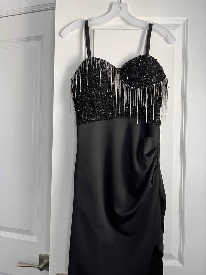 Beautiful Black Prom Dress - photo 2