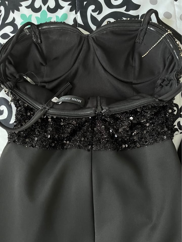 Beautiful Black Prom Dress - photo 5