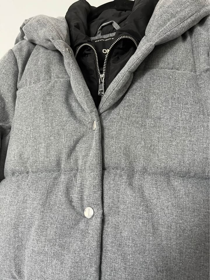 Women’s Grey Puffer Jacket - photo 2