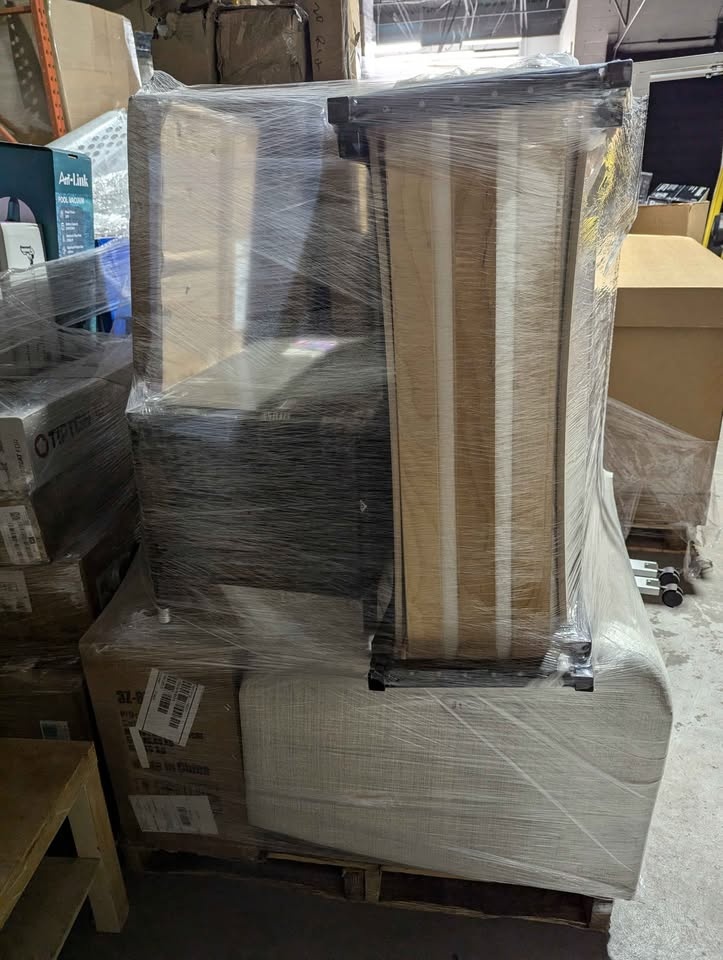 🔥75% off Walmart furniture pallet - photo 3
