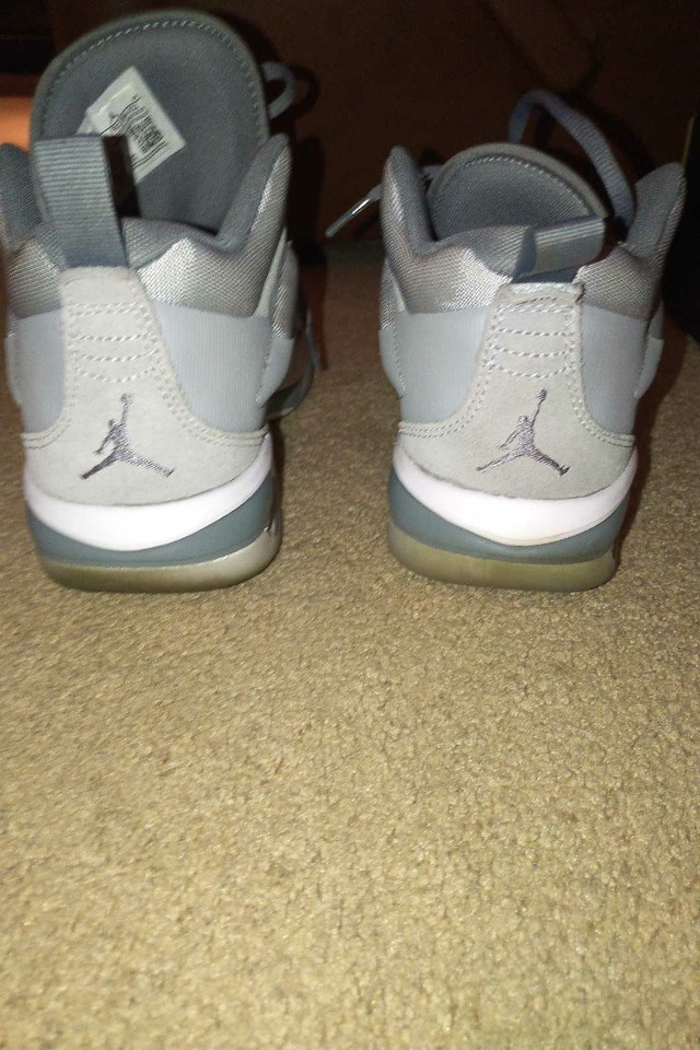 Jordan Stay Loyal 3 mens size 9.5 like new with box - photo 2