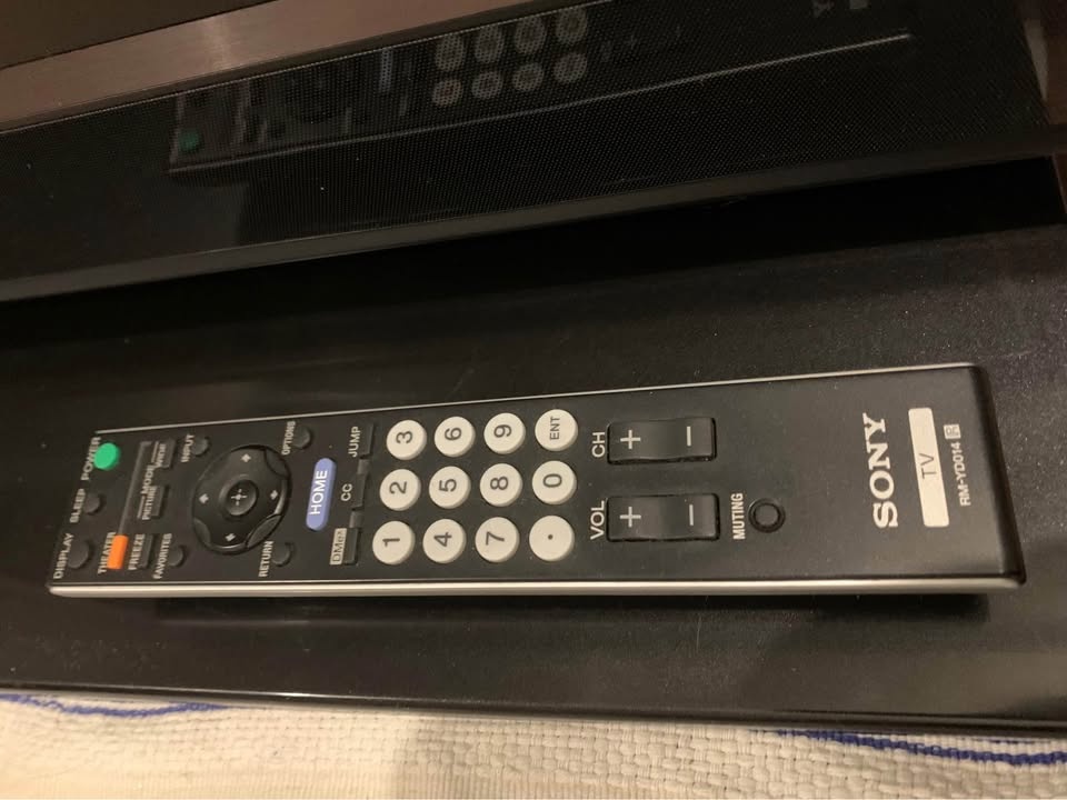 Sony Bravia TV - photo 3