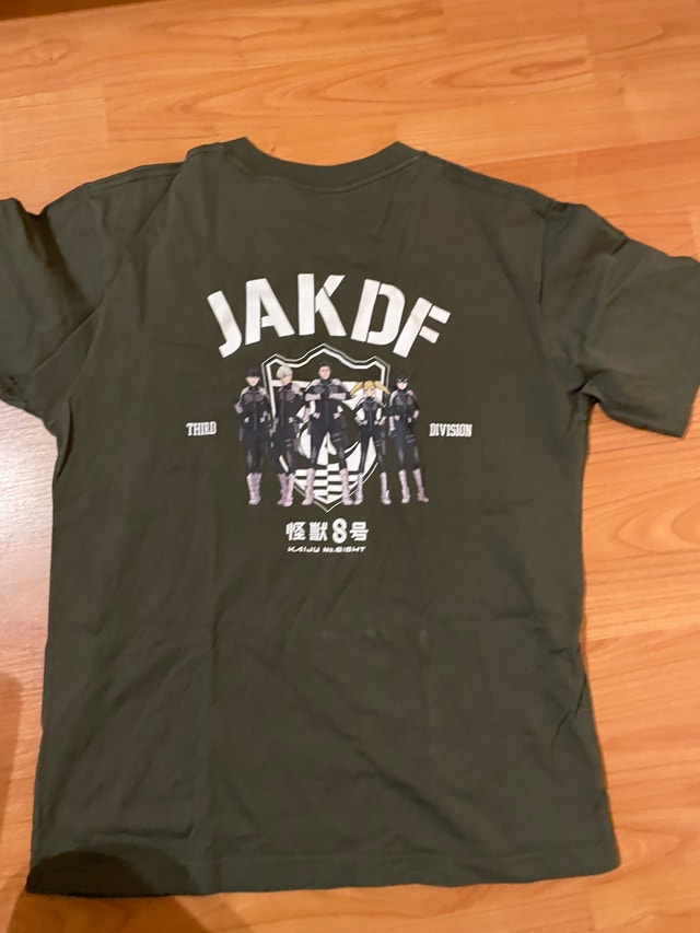 Kaijuu No.8 XS Uniqlo T shirt - photo 2