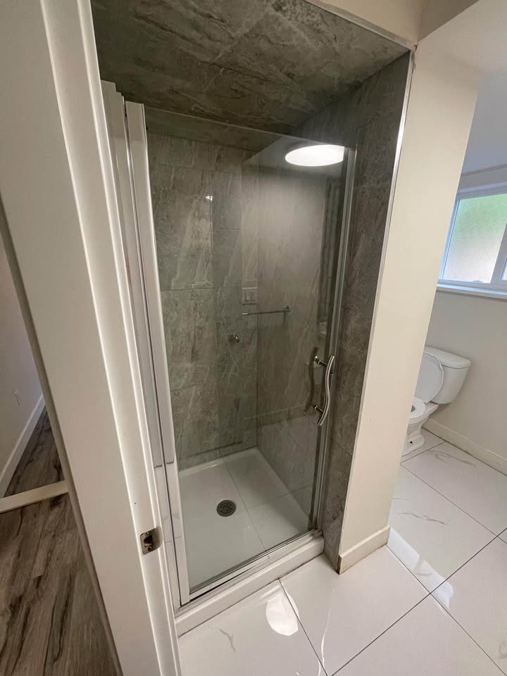 1 Bed 1 Bath - House - photo 3