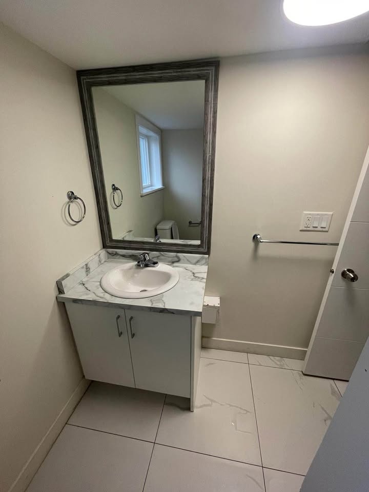 1 Bed 1 Bath - House - photo 4