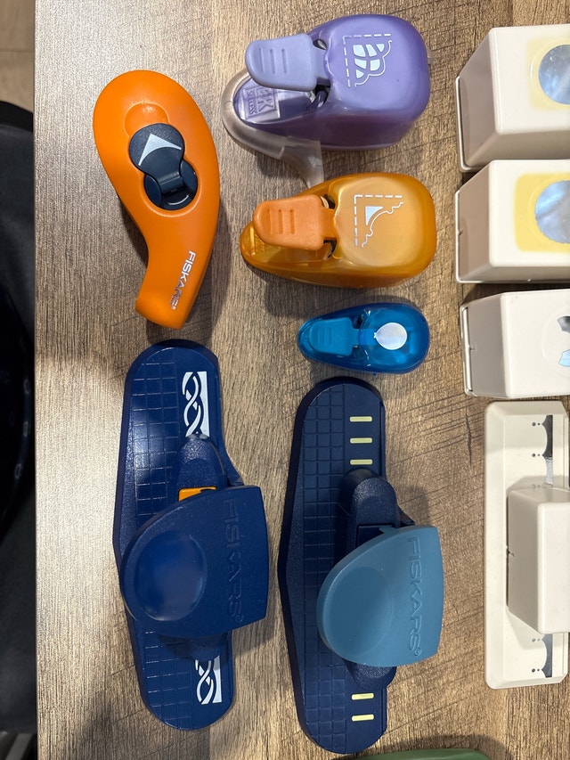 Lot of high quality crafting punches - photo 3