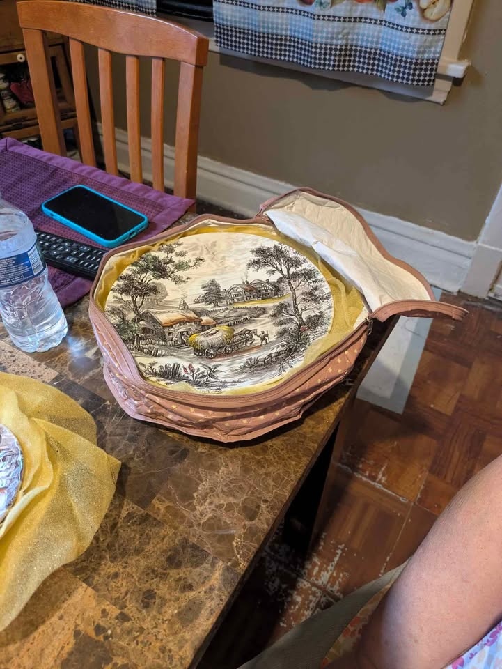 Vintage plate