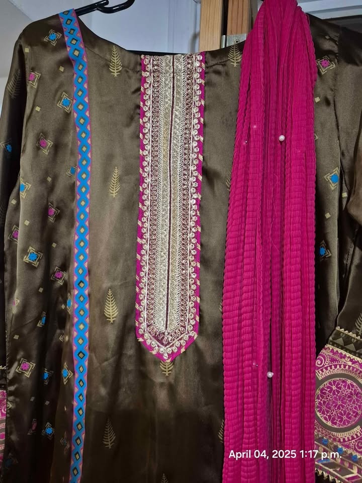 2 piece shirt dupatta troser size medium brand new - photo 3