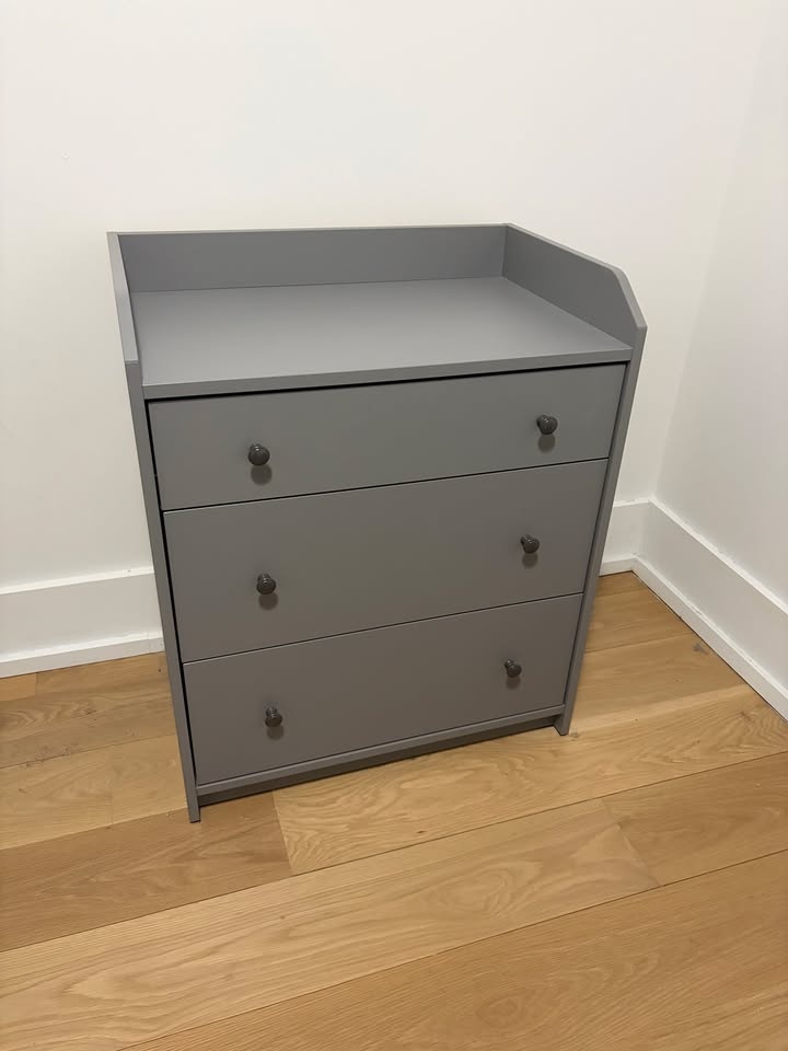 (IKEA) HAUGA 3-drawer dresser