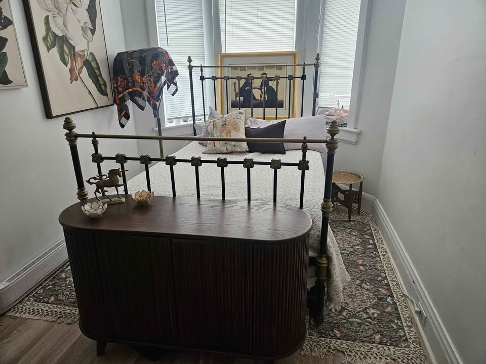 Private room for rent