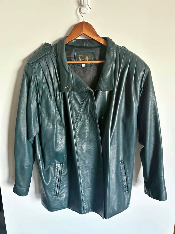 Jez ladies leather coat size 13