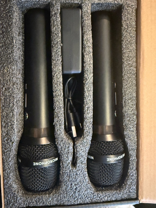 Wireless Microphones - photo 2