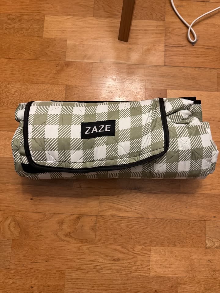 ZAZE Oversized Picnic Blanket Green & White Gingham - photo 3