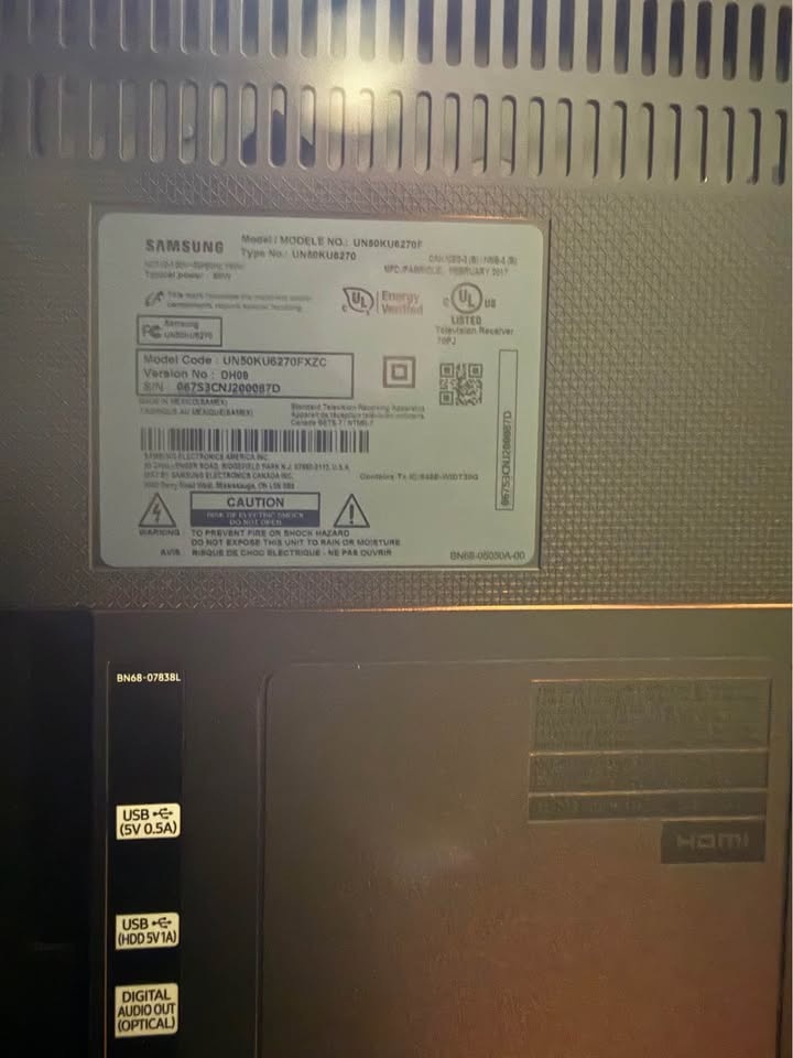 Samsung 50” 4K Ultra HD Smart TV - photo 3