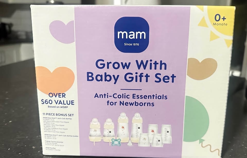 MAM Grow with Baby 15-Piece Gift Set