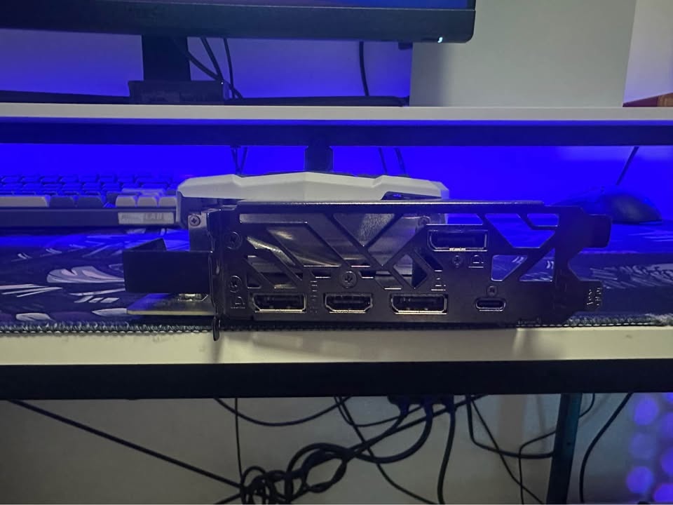 MSI GeForce RTX 2070 Armor 8GB Graphics Card - photo 2