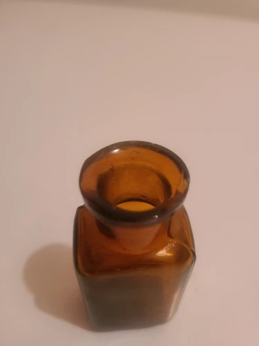 Antique Mini 1900 Pill Bottle With Original Cork - photo 4