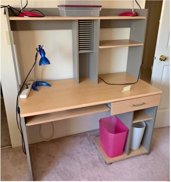 Solid Desk with Keyboard pullout