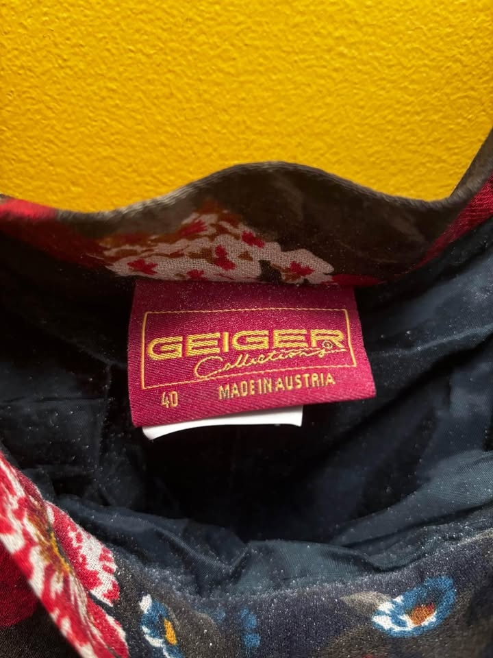 Geiger Wool skirts Made in Austria Size 40 and 42 - photo 3